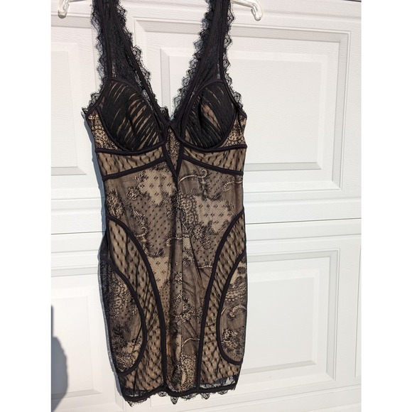 bebe Dresses & Skirts - Bebe Black Lace Bodycon Dress Size M